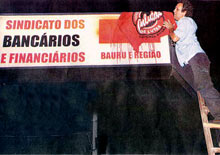 {830D404B-75A2-437B-89C1-787C9417239A}_2007nov21_bancariosbauru01